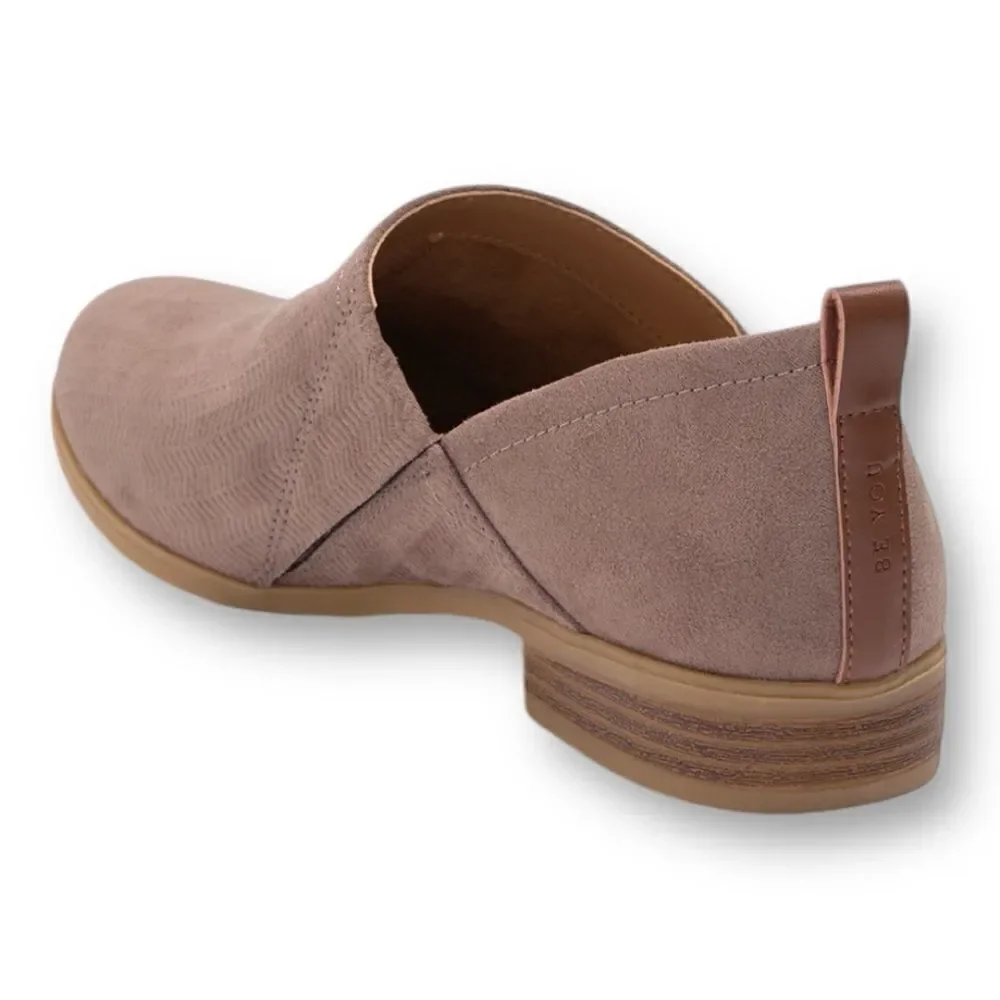 Dr. Scholl’s Women's Ruler Shootie in the Size 9W in Taupe Microfiber